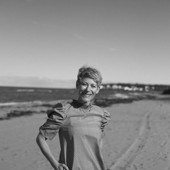 Meet your Posher, Nathalie - Picture 1 of 1